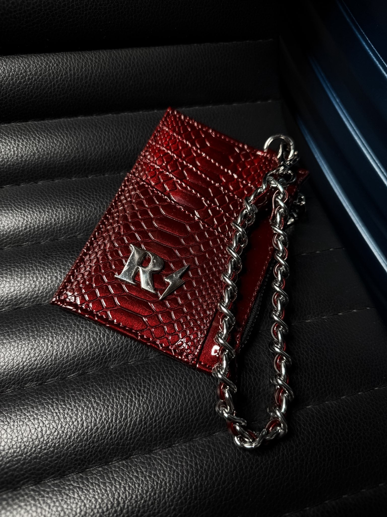 Holder Charol Pitón Burgundy Shiny