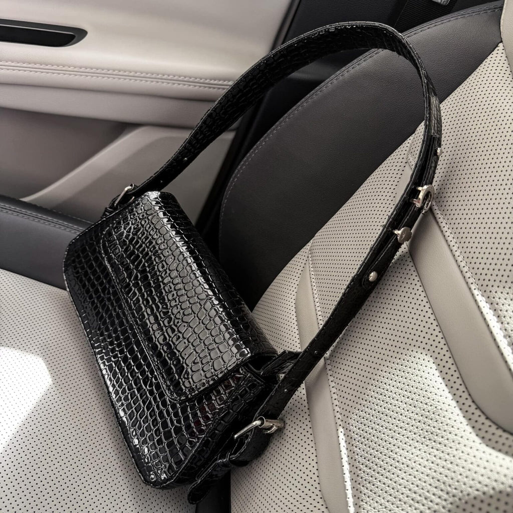 Agnes Y. Croco Negro + Herraje Plata