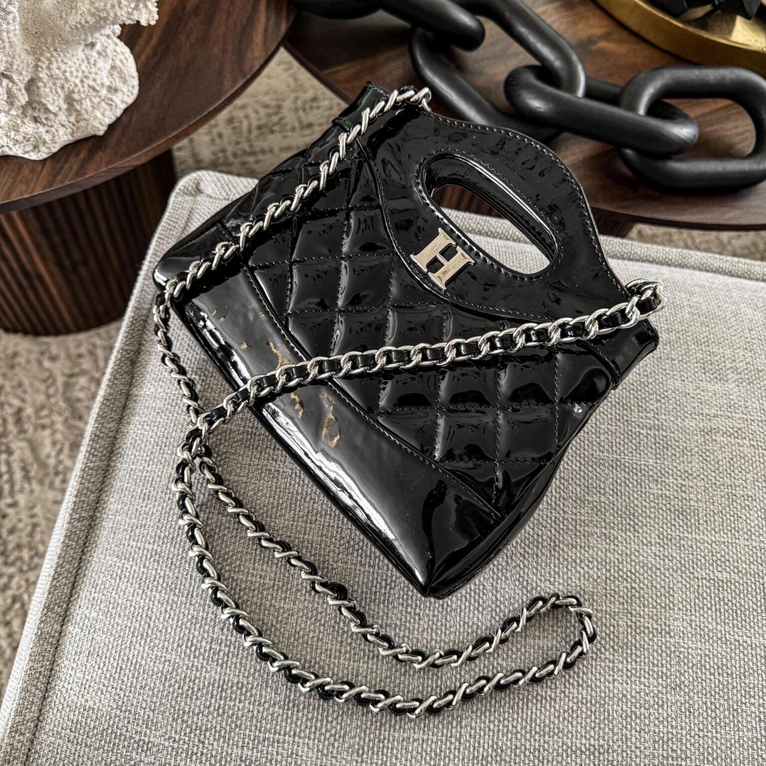 coco 31 nano charol negro cadena plata