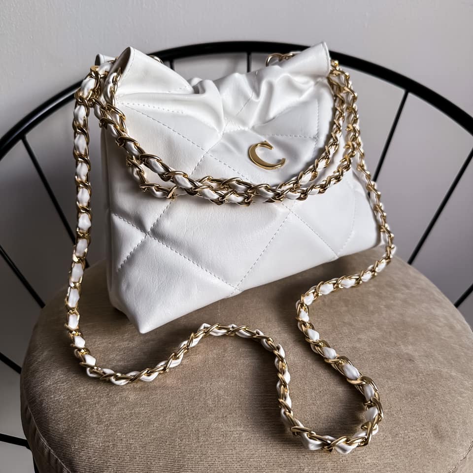 Halo Bag Mini Cadena Oro Color Blanco