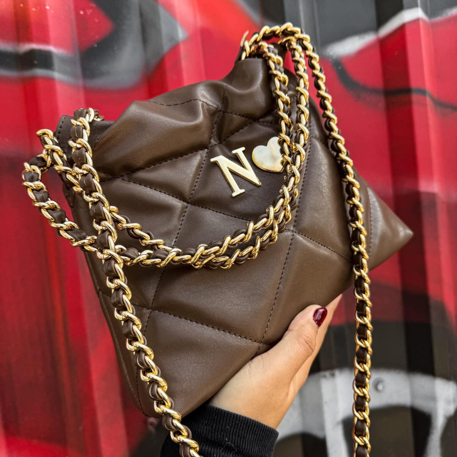 Coco Bag Mini Cadena Oro Color Chocolate