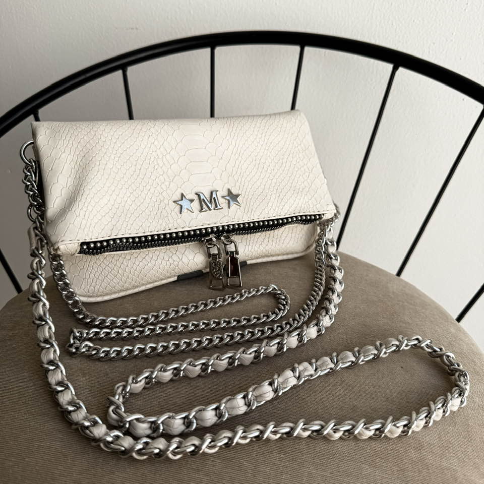 Amora Mini Bag Pitón Crema Herrajes Plata+ Filo De puntos