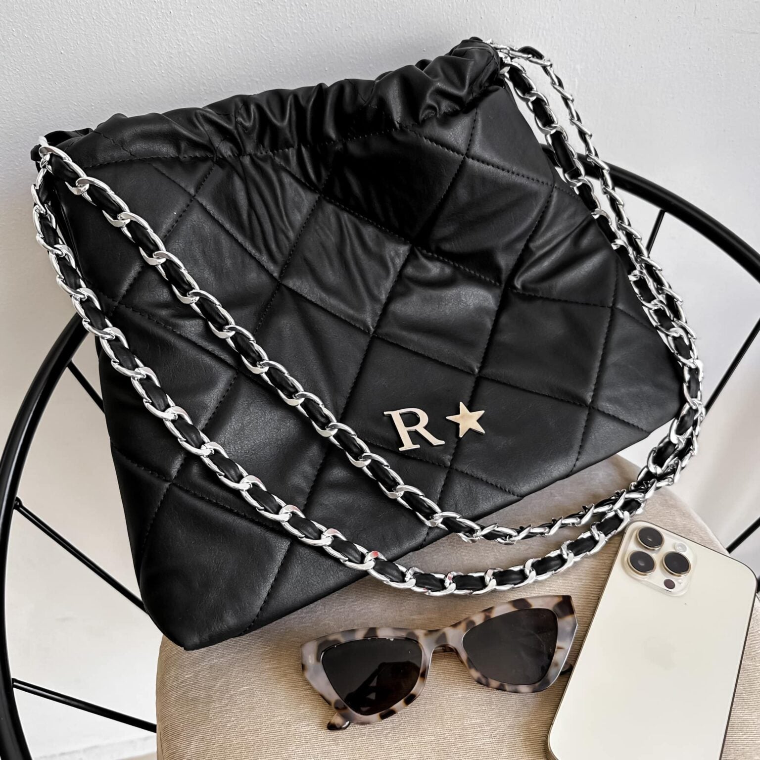Coco Bag Cadena Plata Color Negro