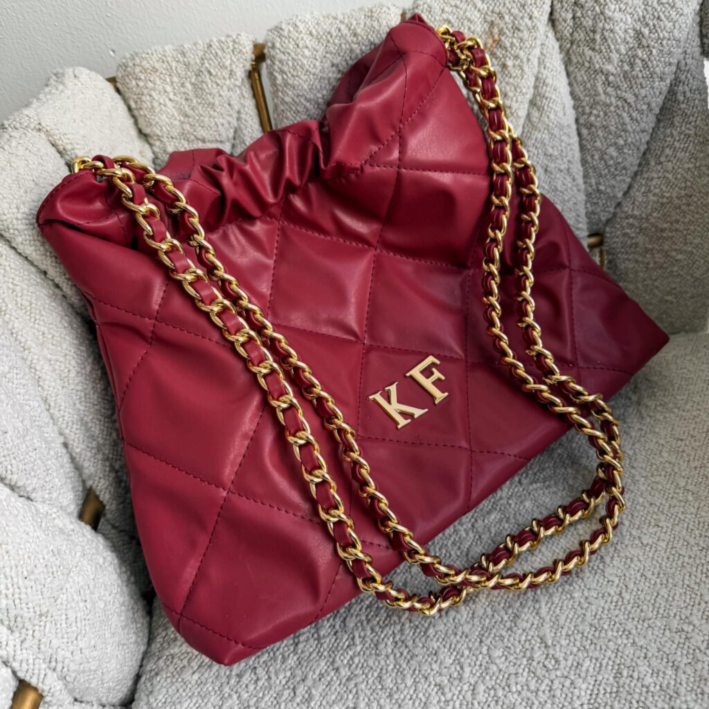 Halo Bag Cadena Oro Color Tinto