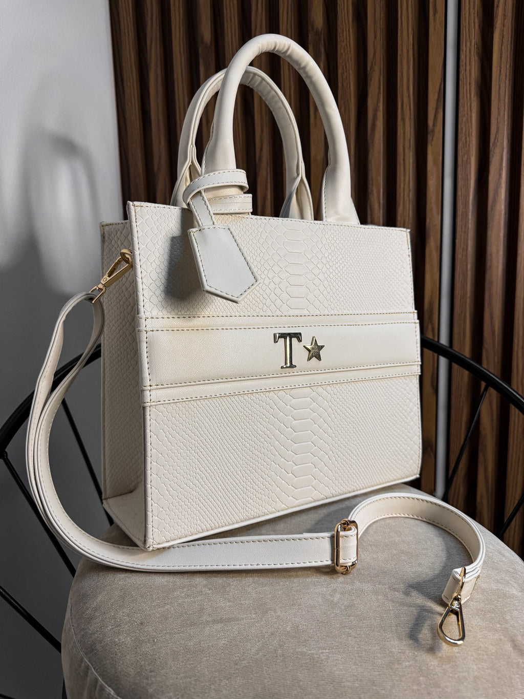 Premium Tote Mediana Ice (Tag Incluido)