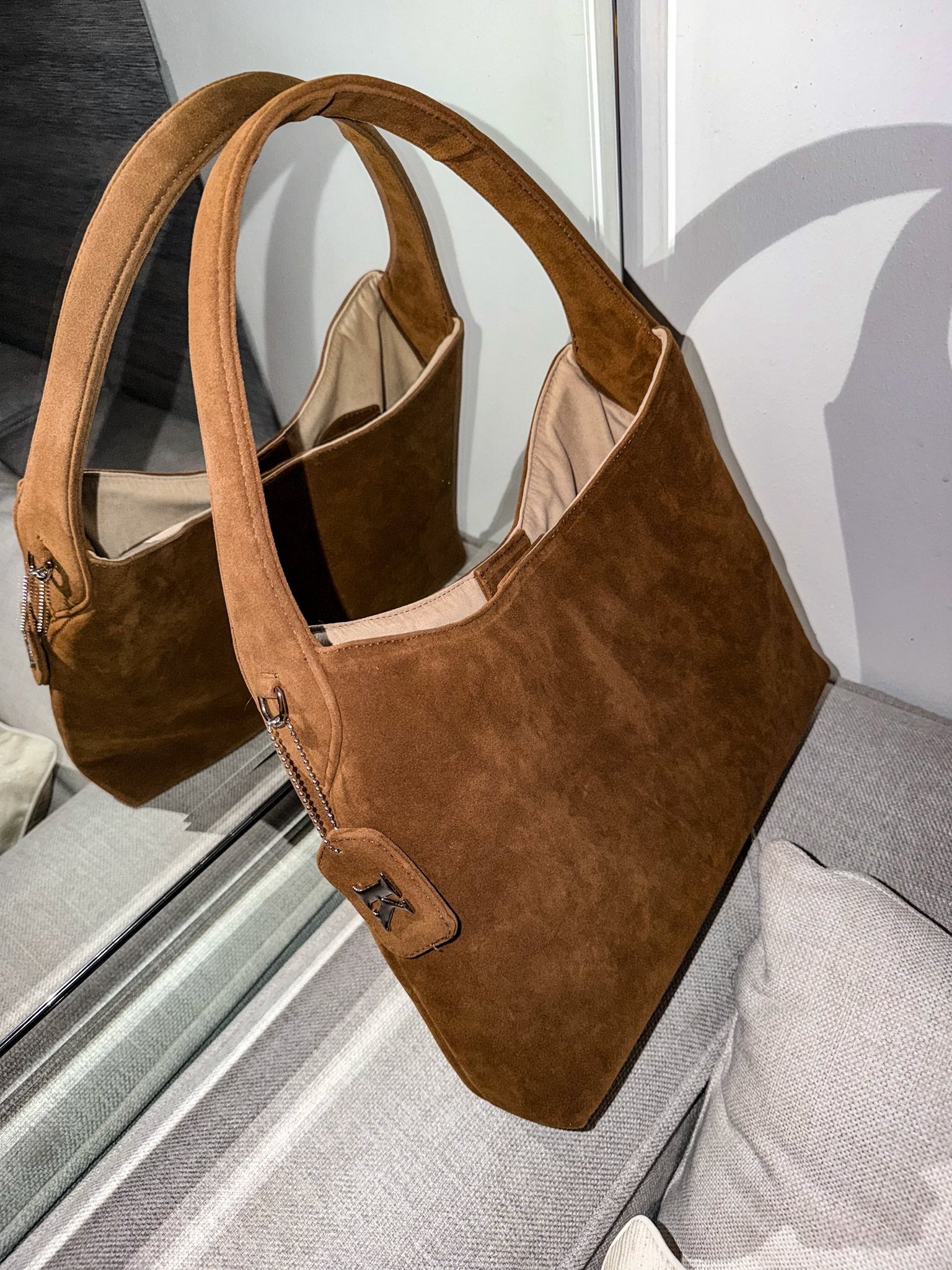 Aura  Large Velvet Camel
