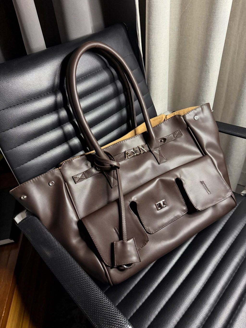 Élite Tote + Cierre –cafe
