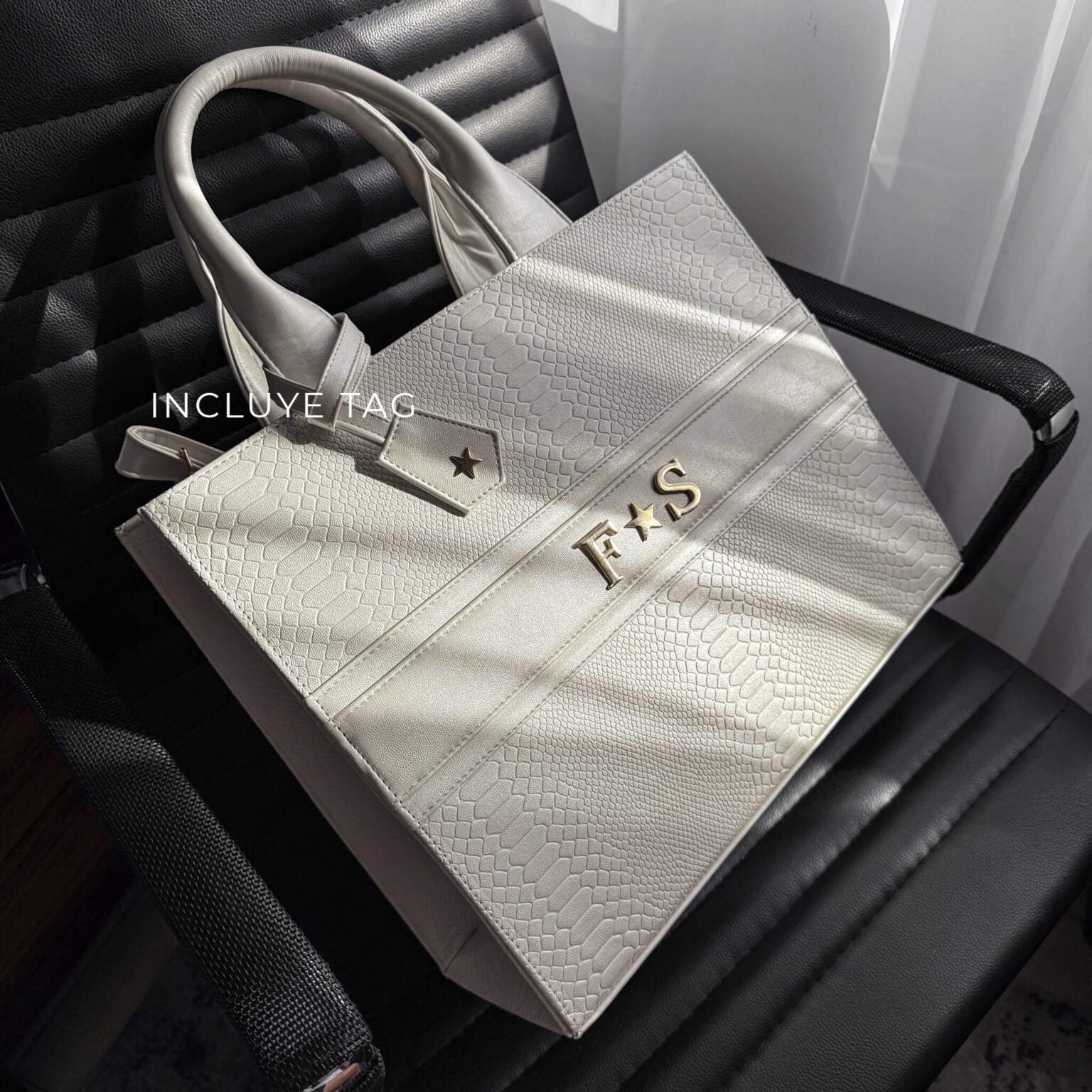 Premium GRANDE Tote blanco Perla (Tag Incluido) herraje oro