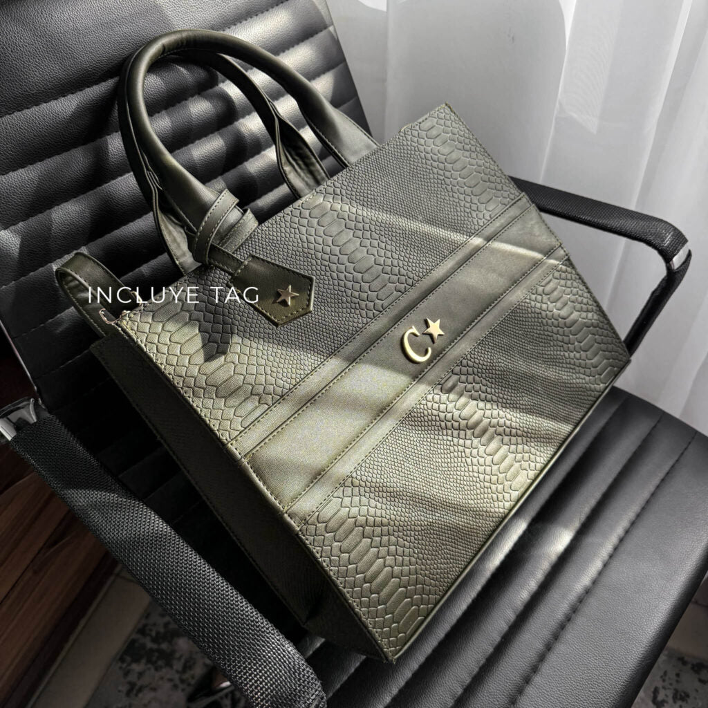 Premium Tote Militar (Tag Incluido)