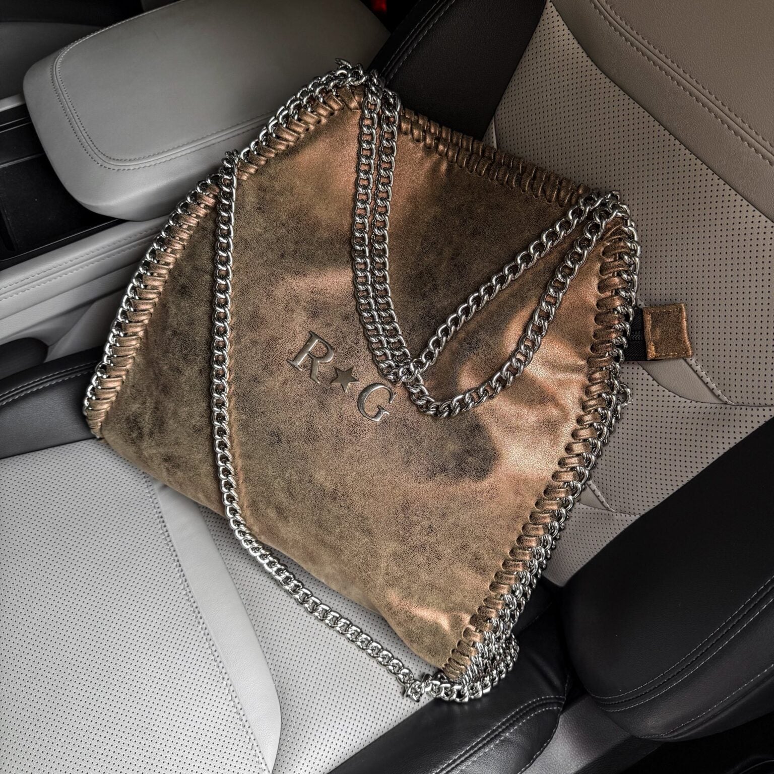 Kyra Seda Herrajes Plata