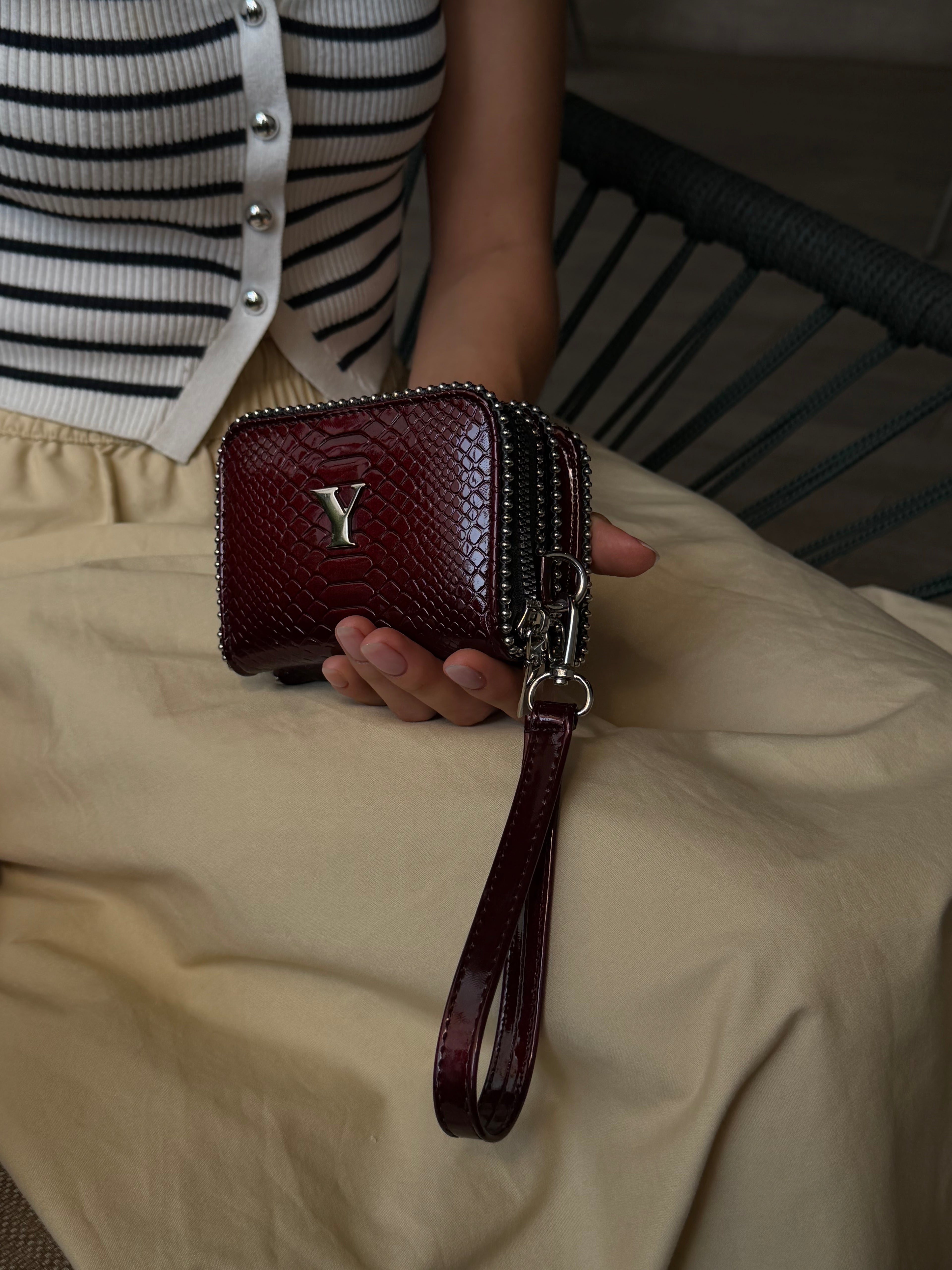 Doble pocket - burgundy charol