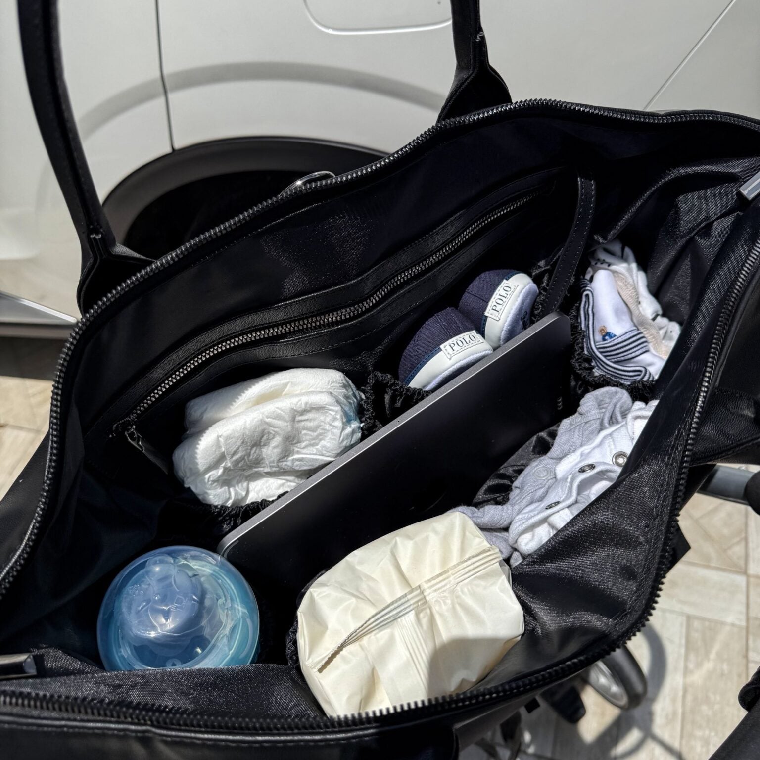 Pañalera Baby Bag Latte Herraje Oro