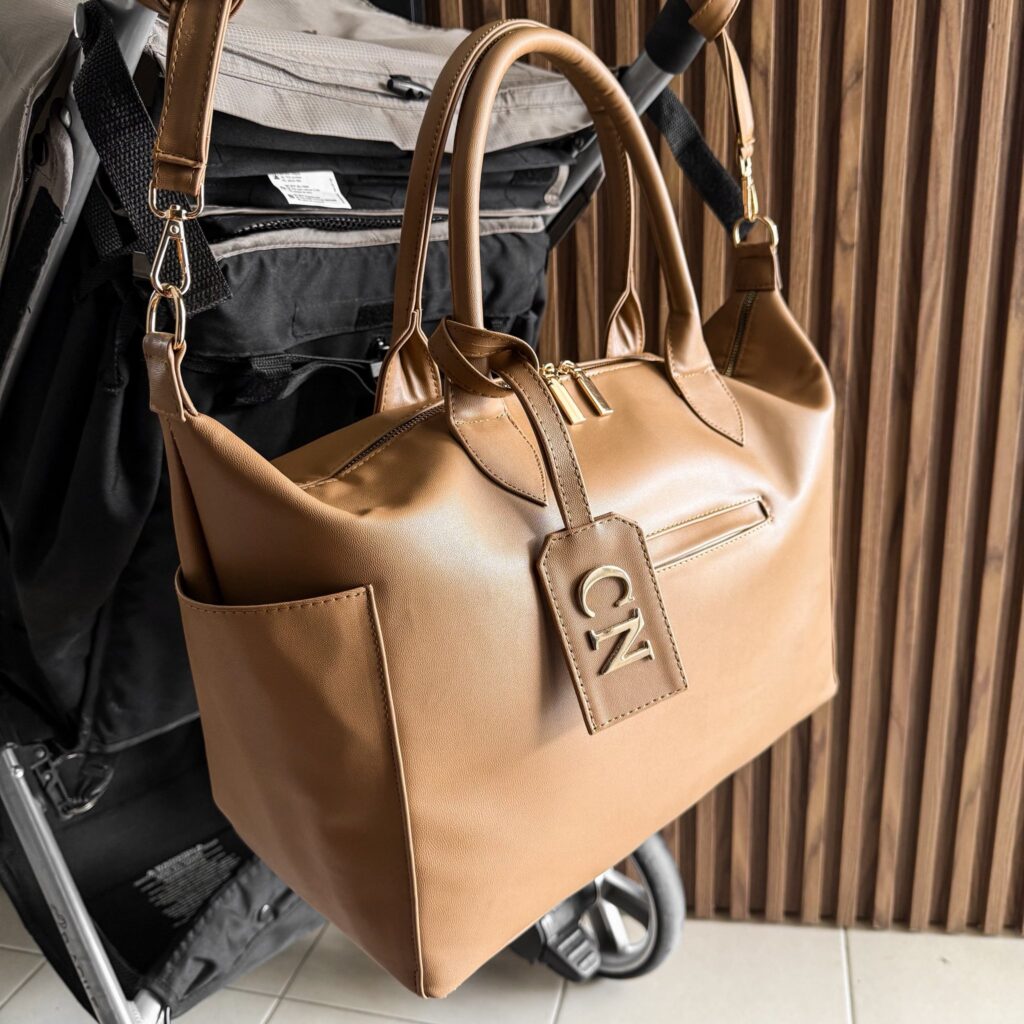 Pañalera Baby Bag Avellana Herraje Oro