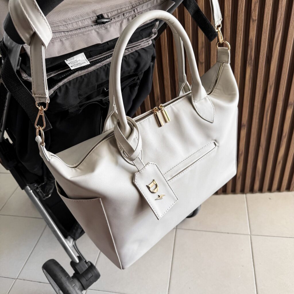 Pañalera Baby Bag Latte Herraje Oro