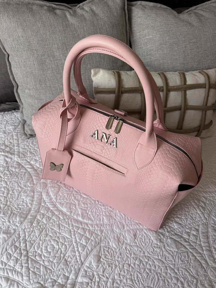 Pañalera Baby Bag Pitón Pétalo Herraje Plata