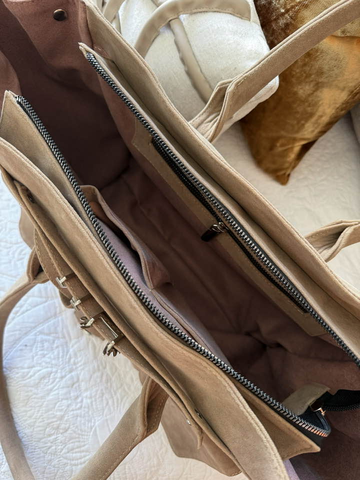 Élite Tote + Cierre – Latte  herraje oro