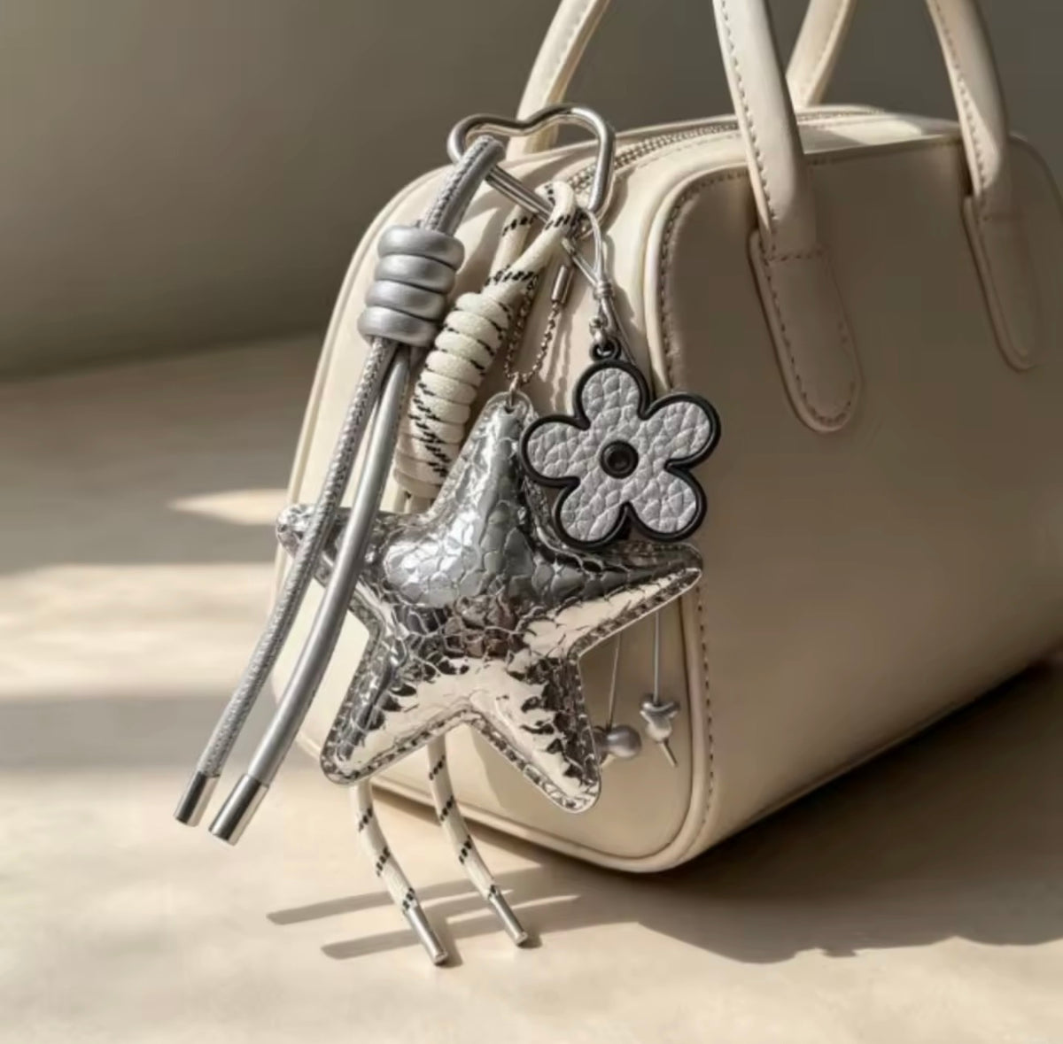 Charm estrella y flor
