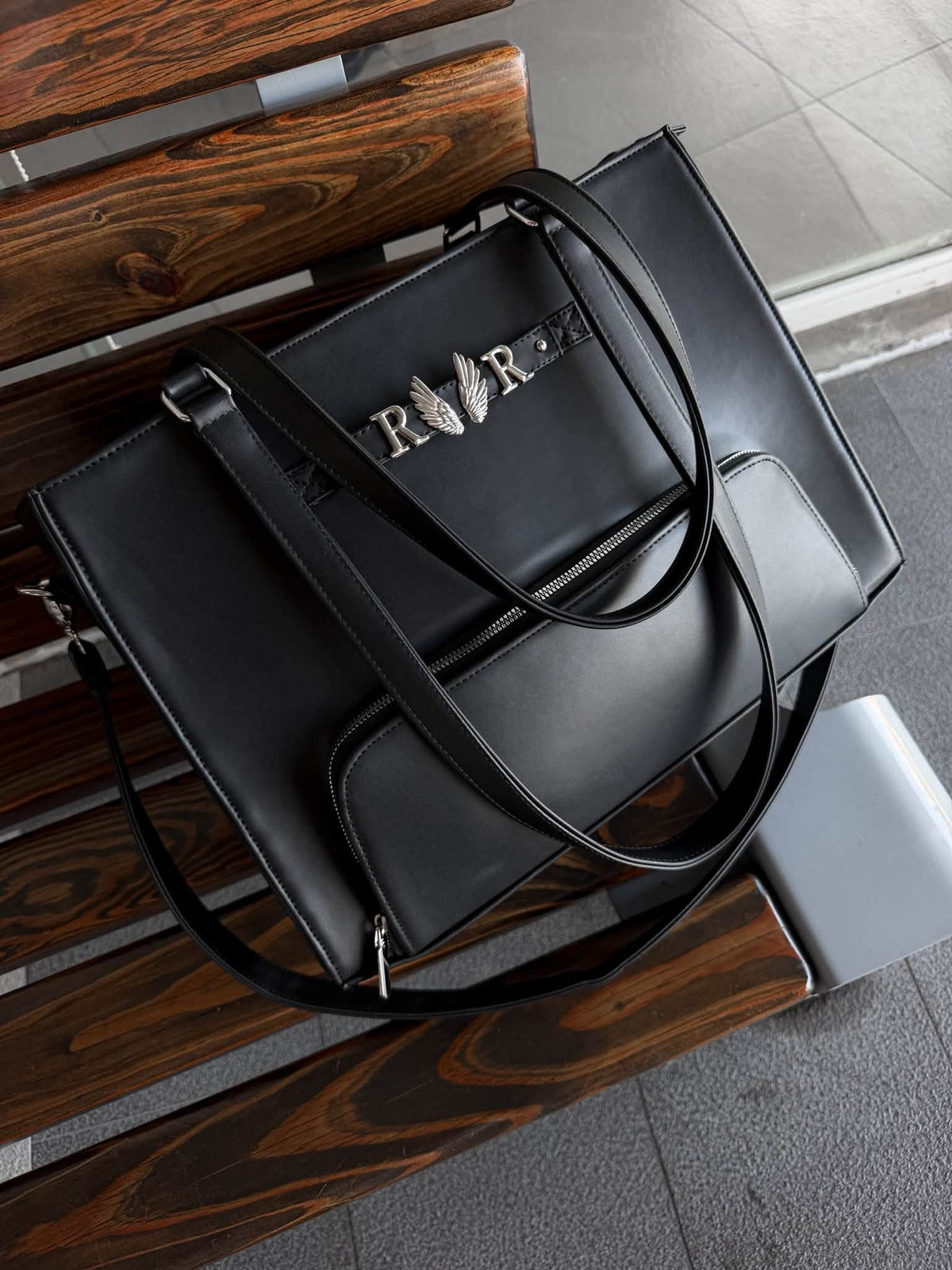 Madison Tote – Black