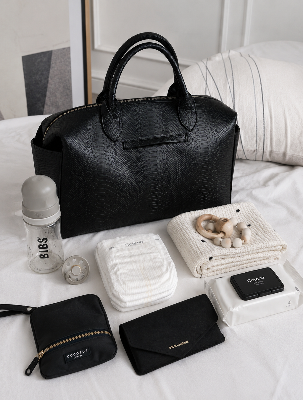 Pañalera Baby Bag Pitón Negro Herraje negro