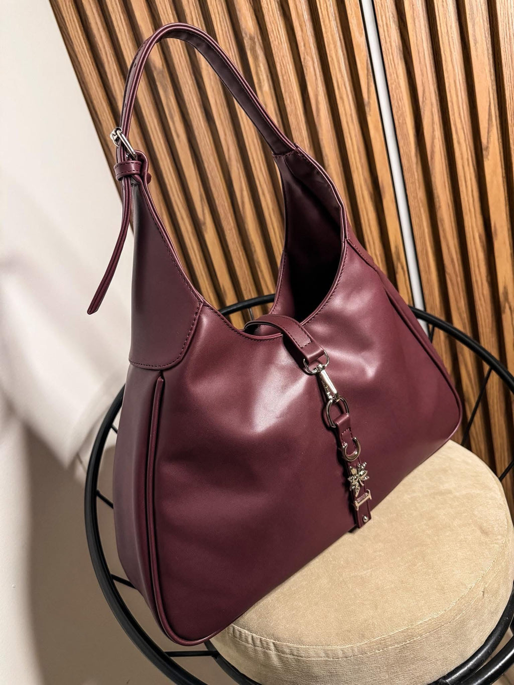 Trianni Burgundy + Herraje Plata