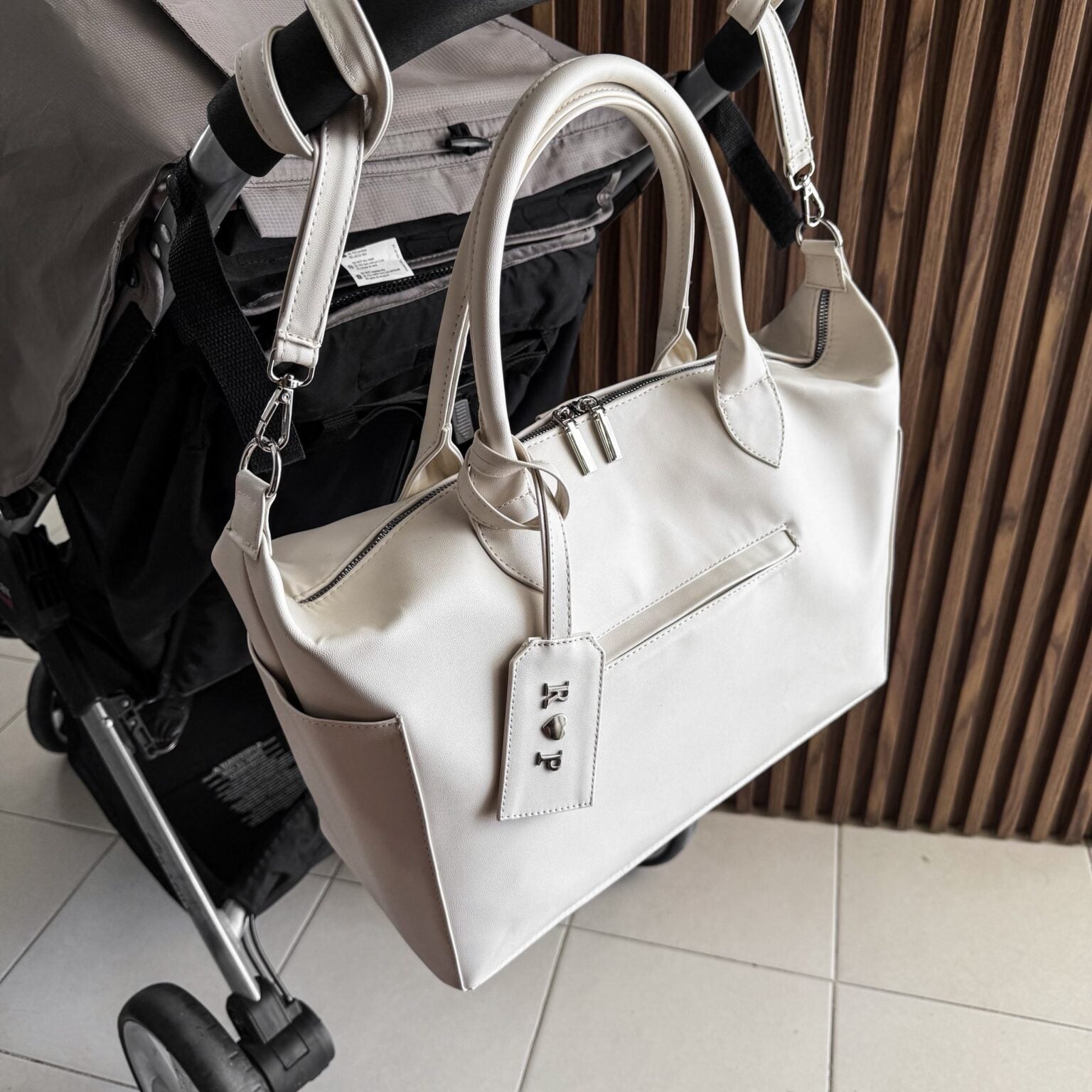 Pañalera Baby Bag Ice Herraje plata